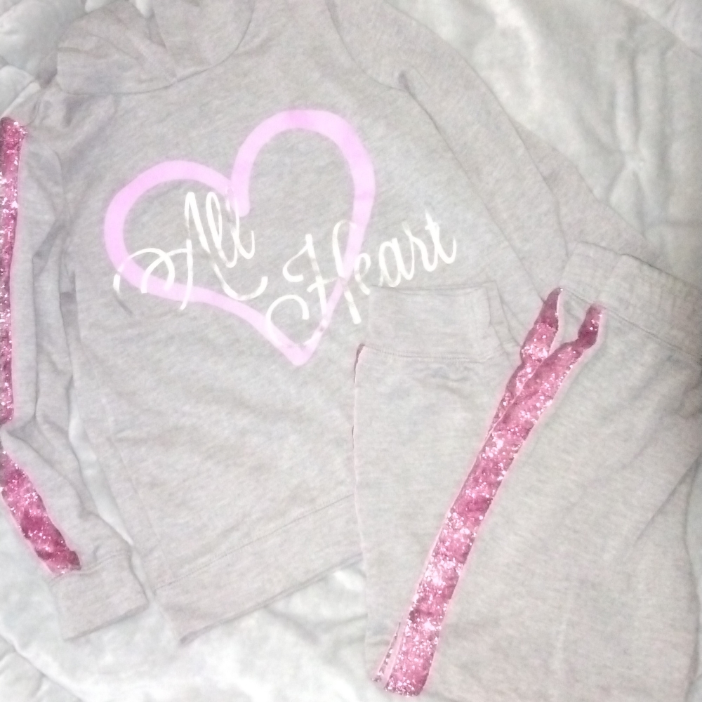 Jogging suit set
